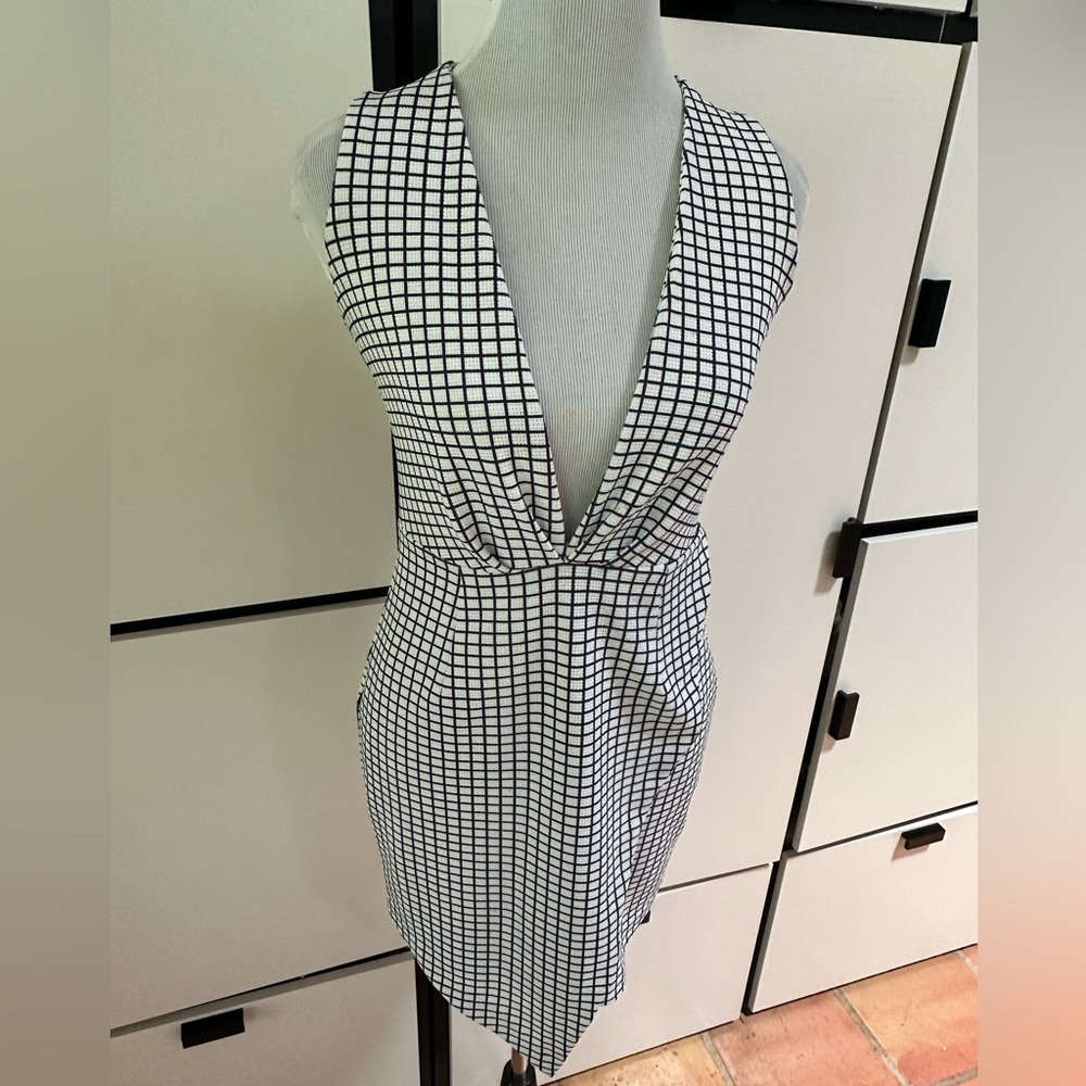 Isla & Lulu blue and White low cut Dress